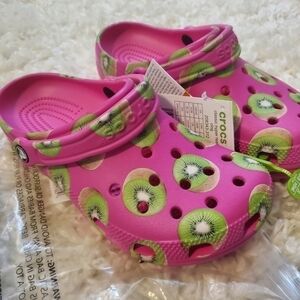 Crocs‎